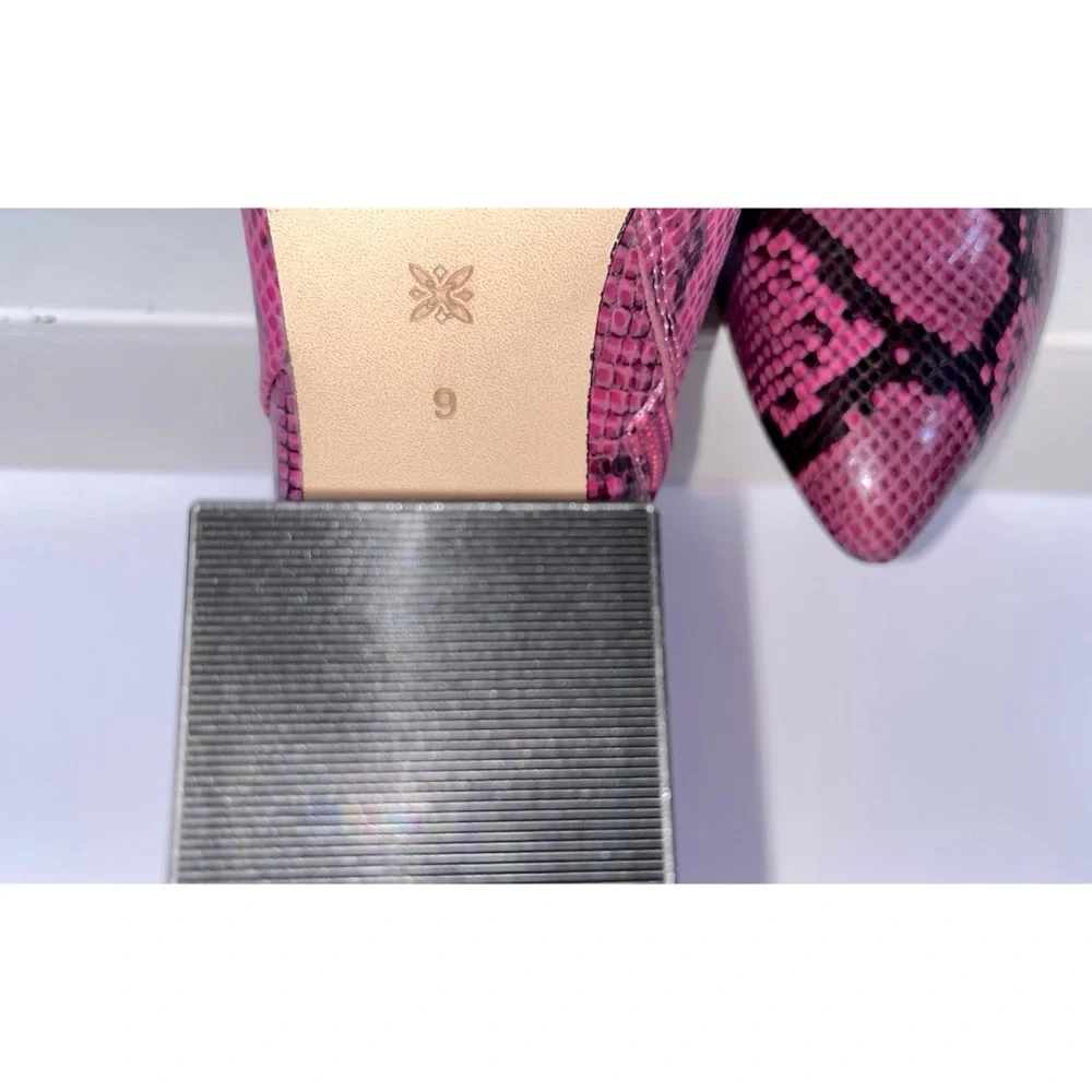 BCBG Briel Snake Print Ankle Boots (Size: 9) - Picture 7 of 9